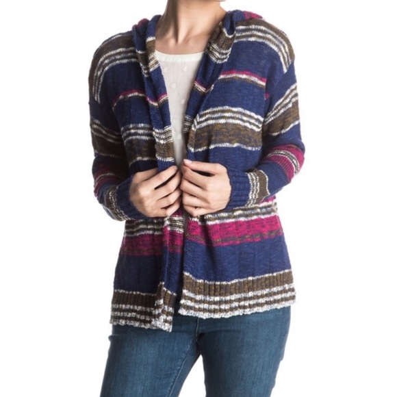 NWT Majesty Seas Stripe Cardi MSRP $55 P2P S:20 M:22 L: 24 - Picture 1 of 2